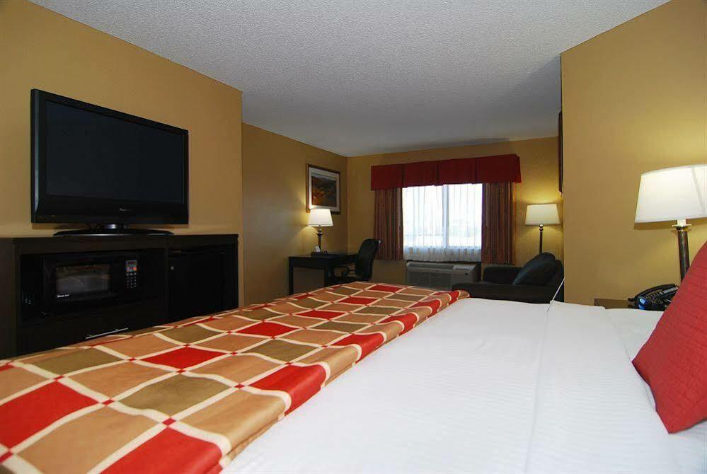 Broadway Inn & Suites Oklahoma Dış mekan fotoğraf