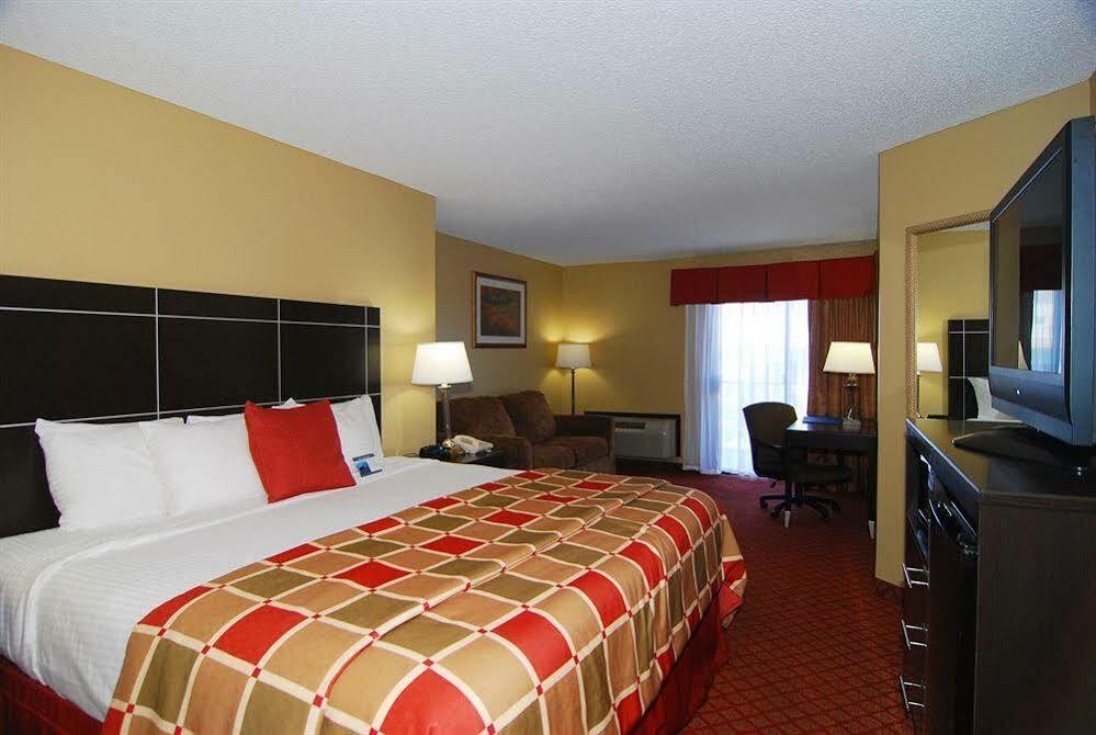 Broadway Inn & Suites Oklahoma Dış mekan fotoğraf