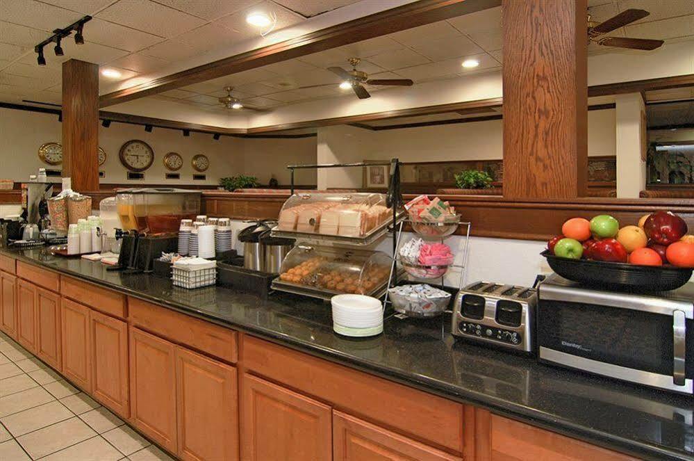 Broadway Inn & Suites Oklahoma Dış mekan fotoğraf